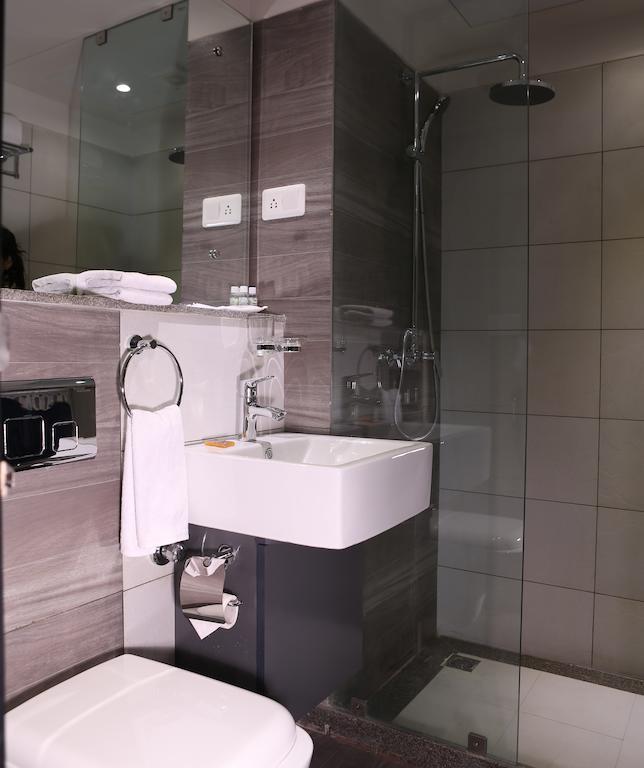 Amaya Hotel Bareilly Ruang foto